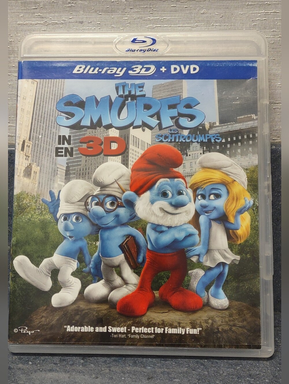 The Smurfs Blu-ray 2D & 3D/DVD Combo + Extras